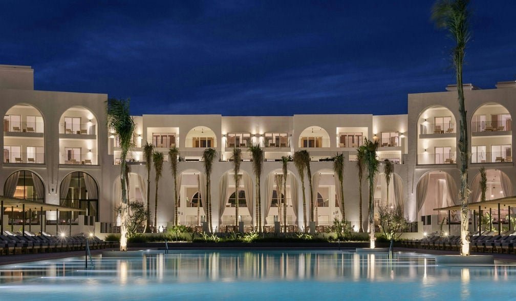 Siri Beach Hotel